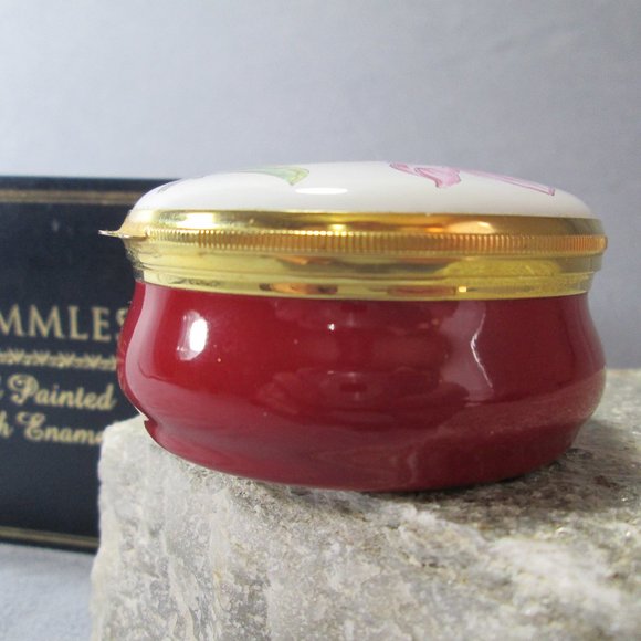 Crummles Enamel Box MAGNOLIA Soulangiana Blossom - Picture 4 of 15